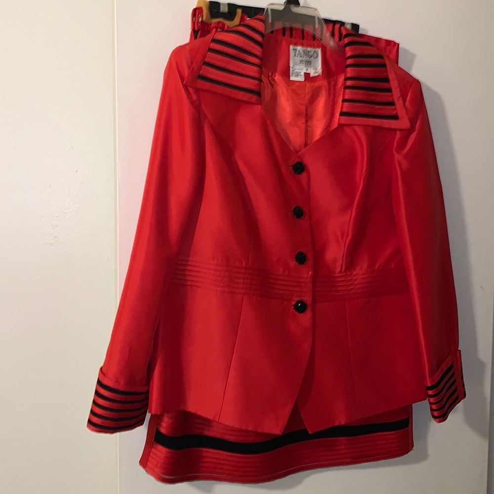Elegant suit for special occasions or church. Only wore a couple of times.